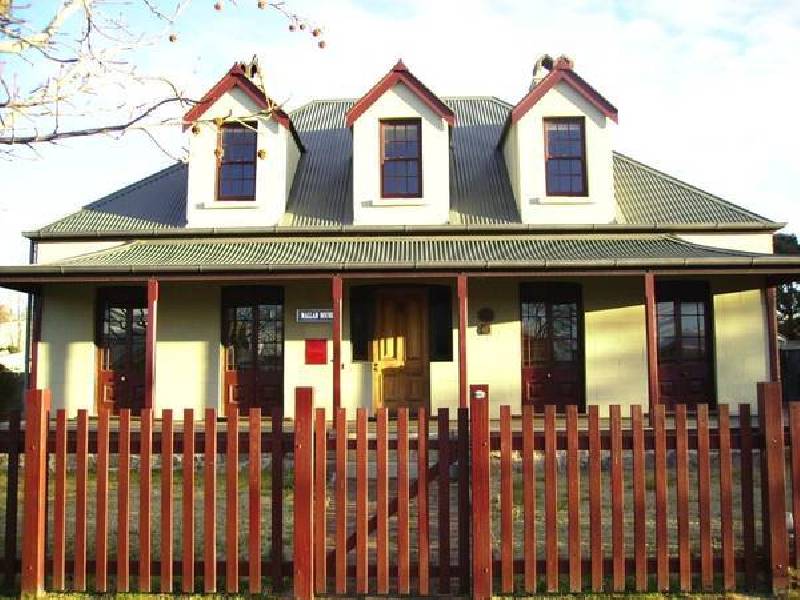 94 RUSDEN STREET, Armidale NSW 2350