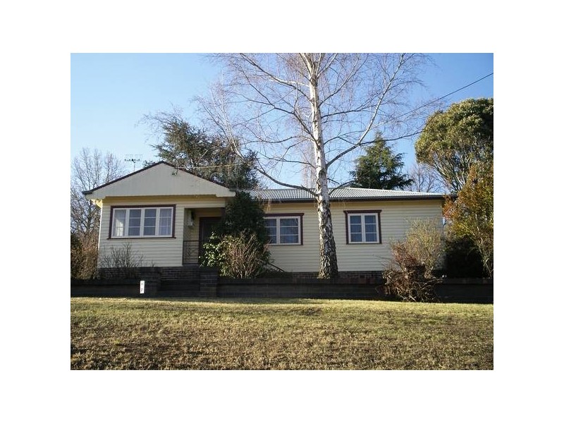 139 Kirkwood Street, Armidale NSW 2350