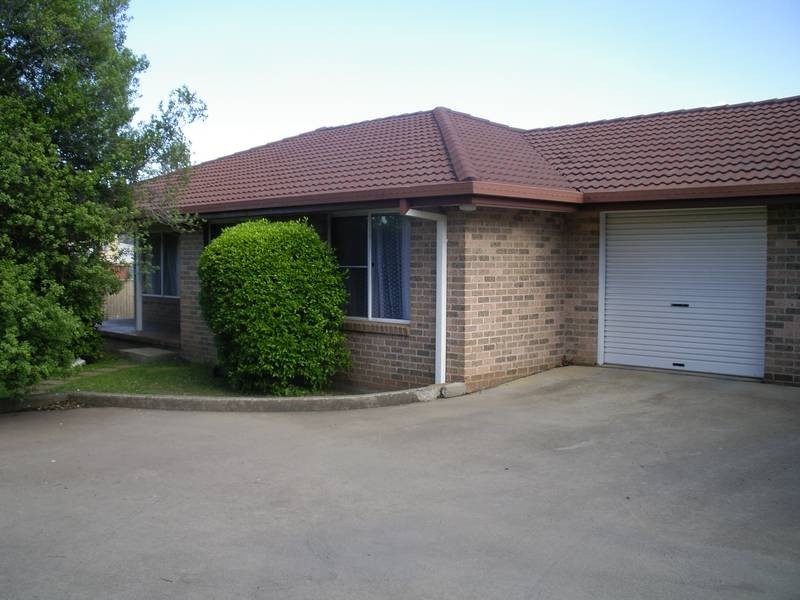 1/15 Jayne Close, Armidale NSW 2350