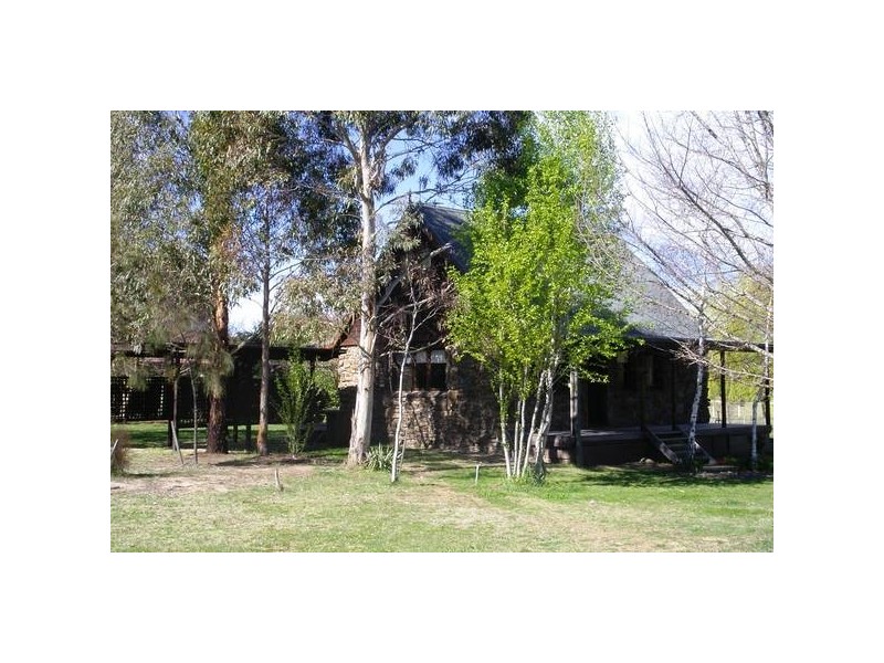 10 Samuelson Crescent, Armidale NSW 2350