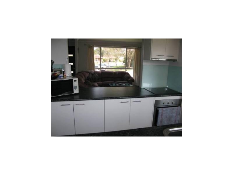 6 Centennial Close, Armidale NSW 2350