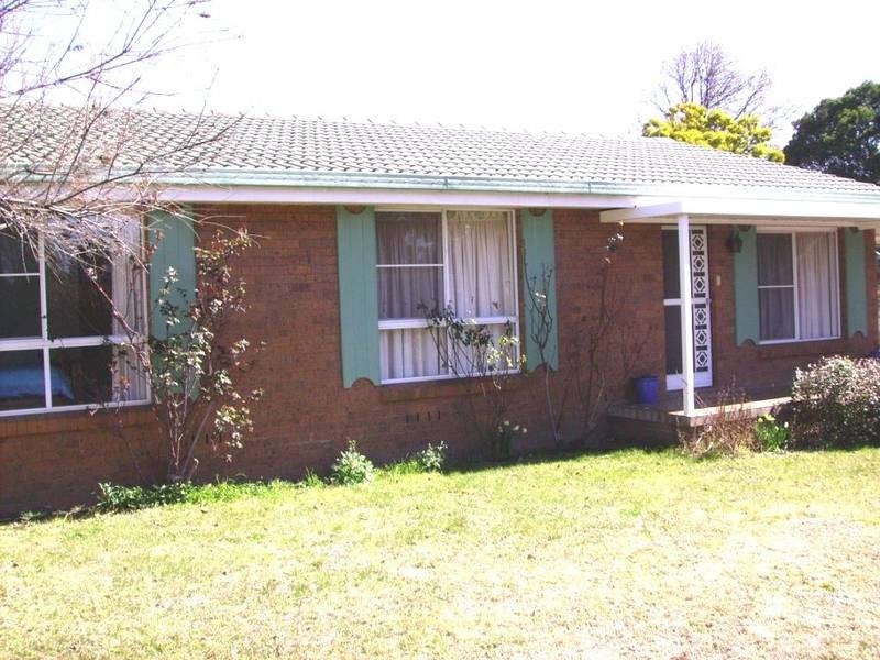 48 JUDITH STREET, Armidale NSW 2350