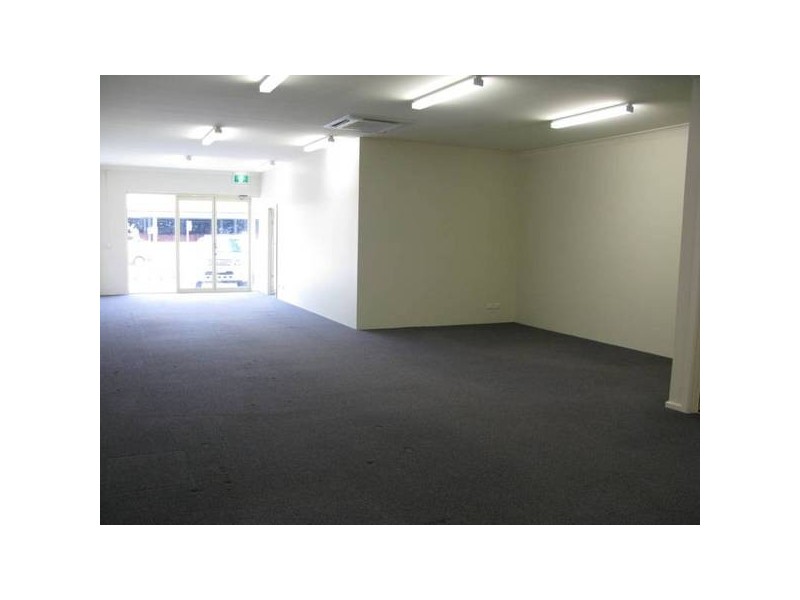 2/240 BEARDY STREET, Armidale NSW 2350