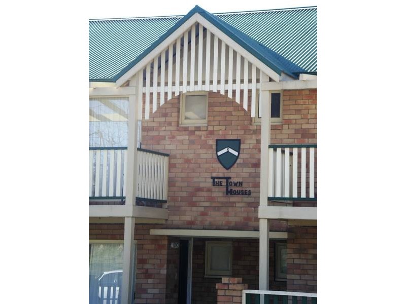 4/165 DANGAR STREET, Armidale NSW 2350