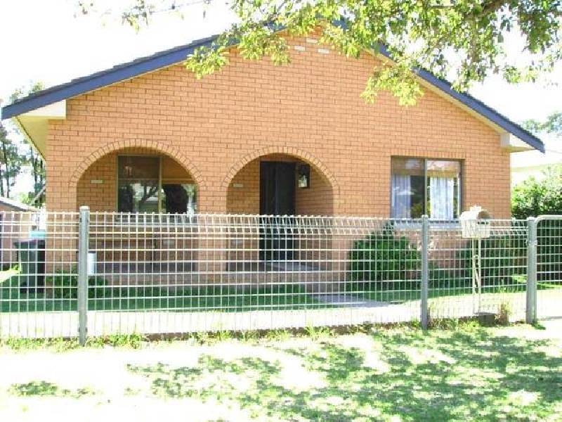 37 MANN STREET, Armidale NSW 2350
