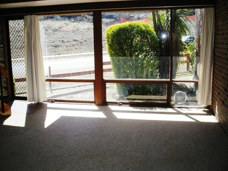 2/15 JACKES STREET, Armidale NSW 2350