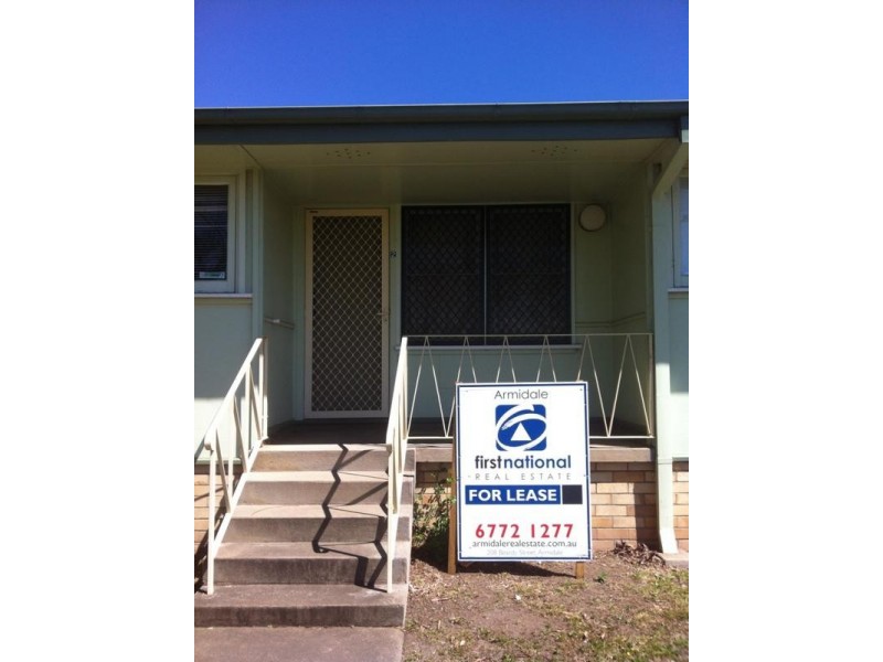2/198 CANAMBE STREET, Armidale NSW 2350