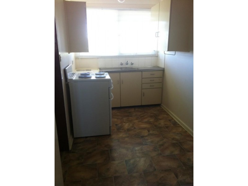 2/198 CANAMBE STREET, Armidale NSW 2350