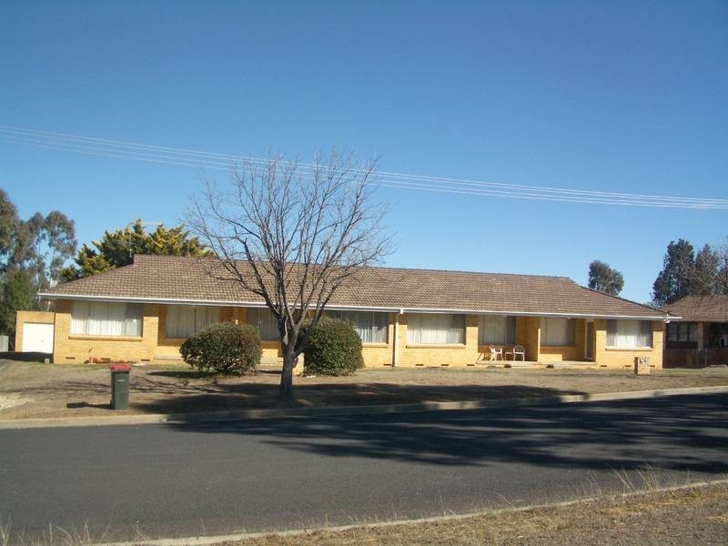 3/26 GLASS STREET, Armidale NSW 2350