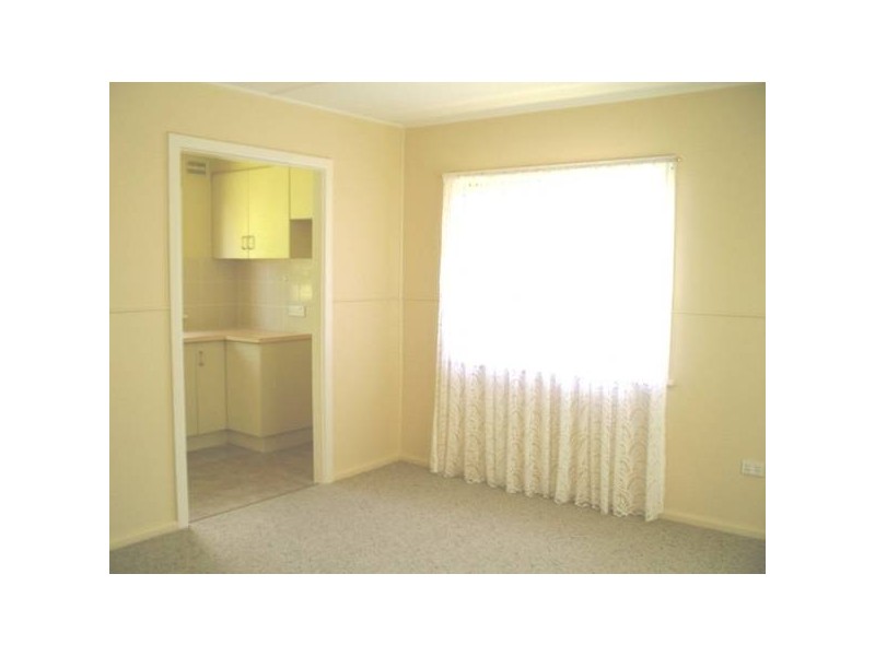 106 MARKHAM STREET, Armidale NSW 2350