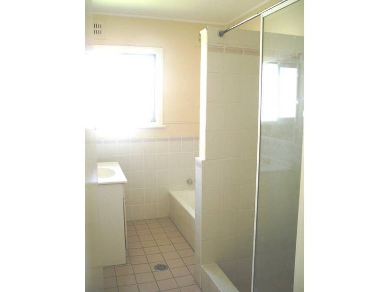 106 MARKHAM STREET, Armidale NSW 2350