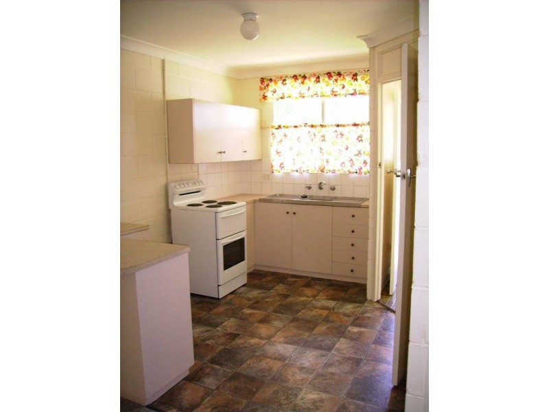 3/3-5 HIGGINBOTHAM AVENUE, Armidale NSW 2350