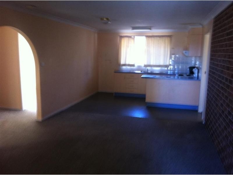 1/19 VERNA CLOSE, Armidale NSW 2350