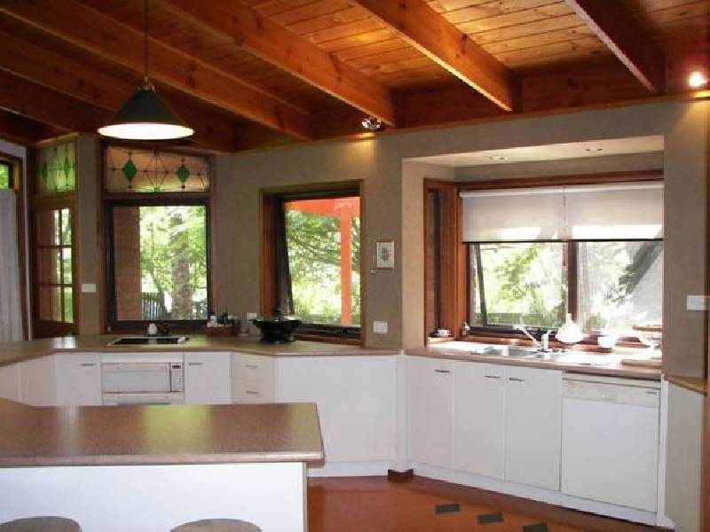 11 MOYES STREET, Armidale NSW 2350