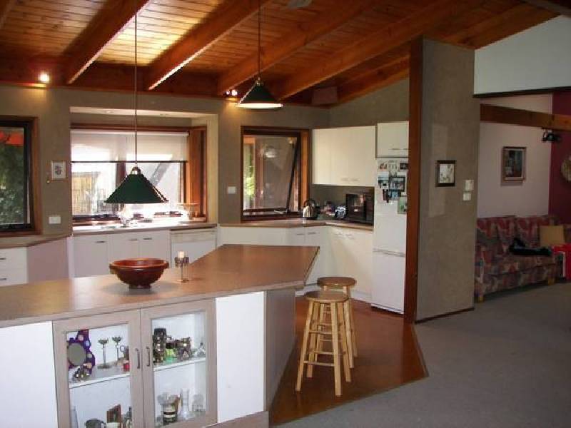 11 MOYES STREET, Armidale NSW 2350