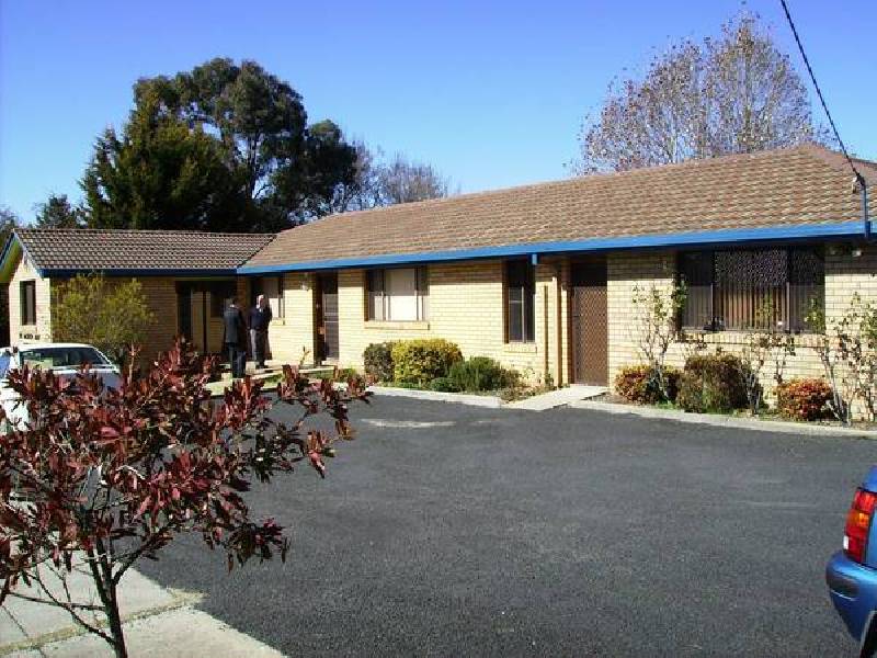 ROOM 4/4 SALMON AVENUE, Armidale NSW 2350
