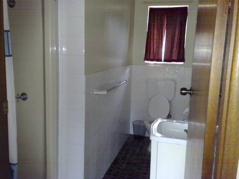 3/10 DAWSON AVENUE, Armidale NSW 2350