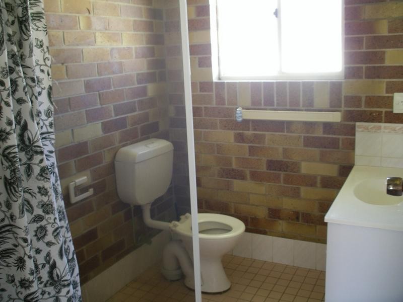 3/8 EVANGELINE CRESCENT, Armidale NSW 2350