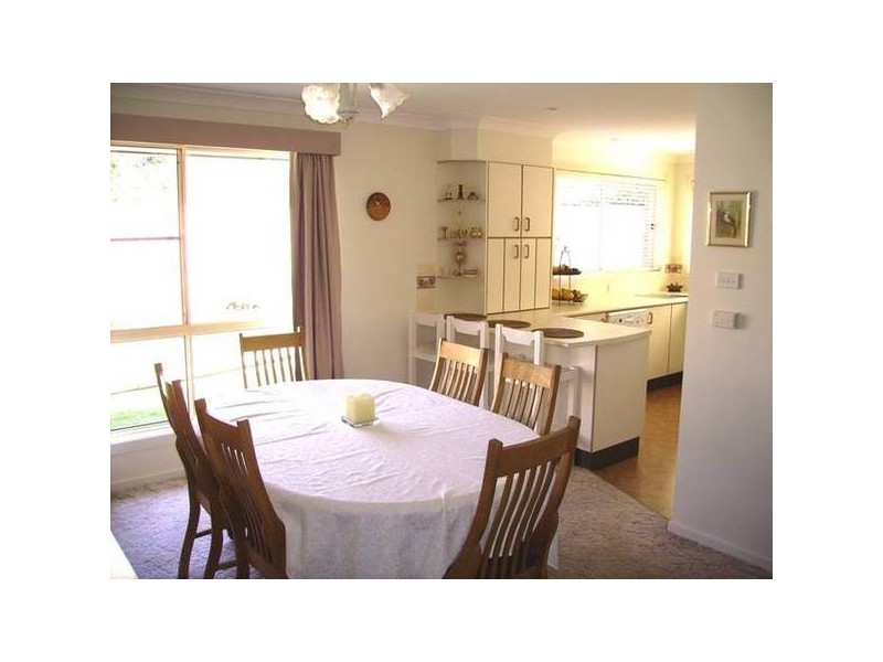 2 & 2a KEENA CLOSE, Armidale NSW 2350