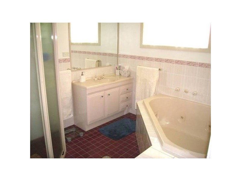 2 & 2a KEENA CLOSE, Armidale NSW 2350