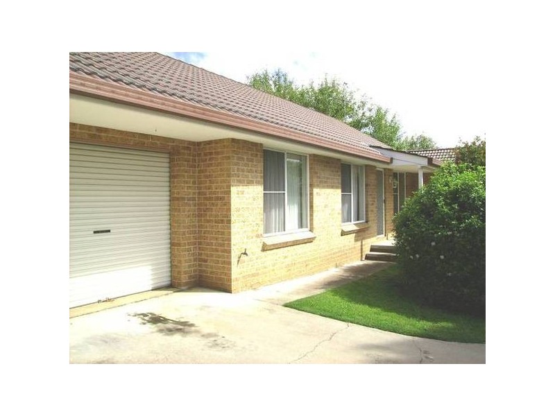 2/99 Mossman, Armidale NSW 2350