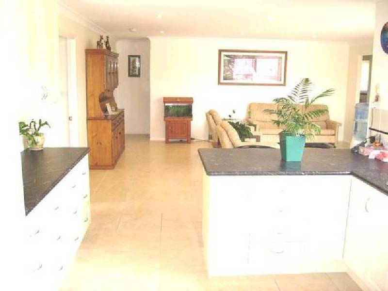 12 KURRAWATHA AVENUE, Armidale NSW 2350