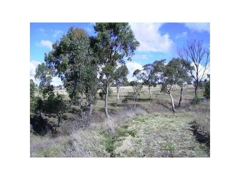 URALLA ROAD, Armidale NSW 2350