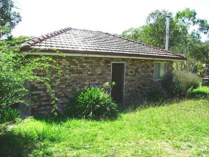 84 AMAROO, Armidale NSW 2350