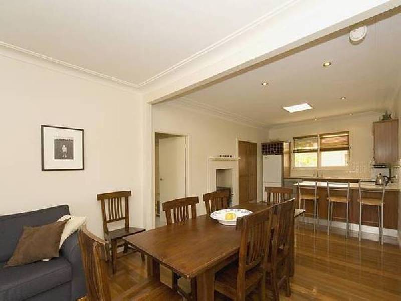 42 KIRKWOOD STREET, Armidale NSW 2350