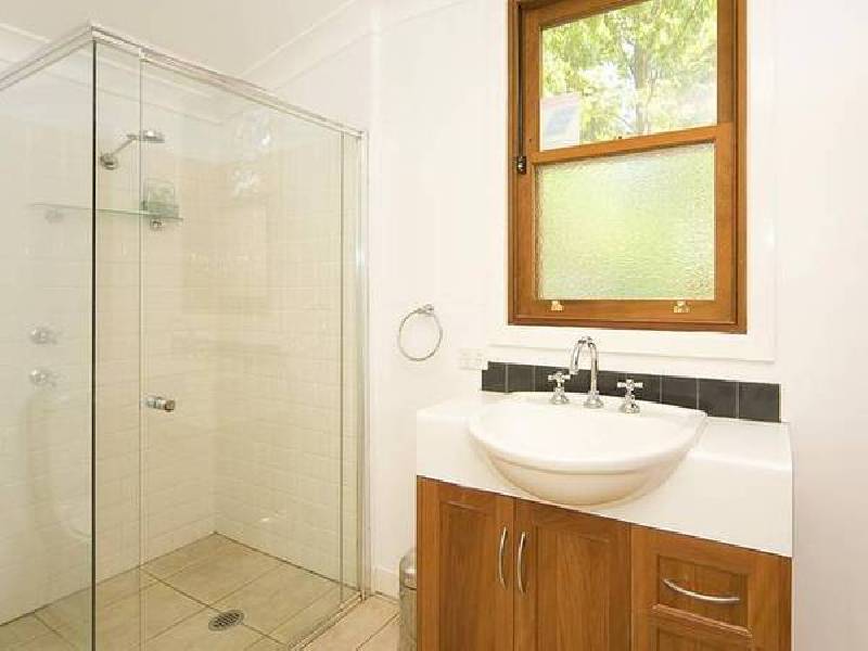 42 KIRKWOOD STREET, Armidale NSW 2350