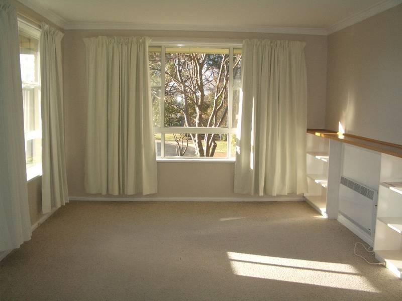 16 McKeon Avenue, Armidale NSW 2350