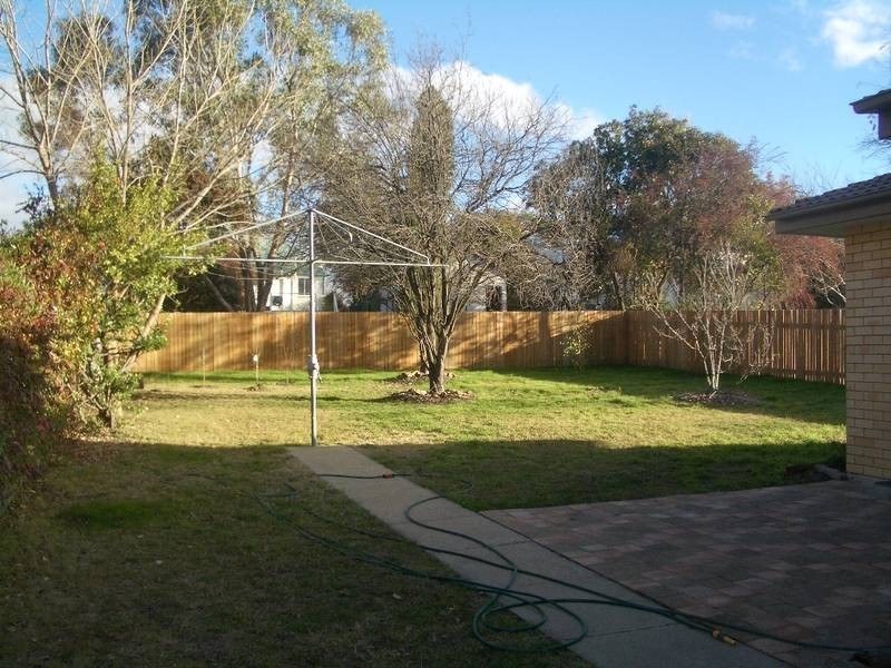 16 McKeon Avenue, Armidale NSW 2350