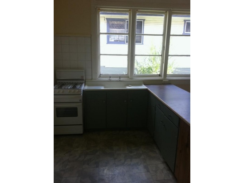 2/166 DONNELLY STREET, Armidale NSW 2350