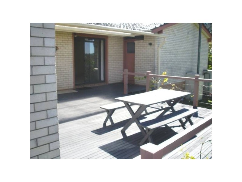 26 CAMPION PARADE, Armidale NSW 2350