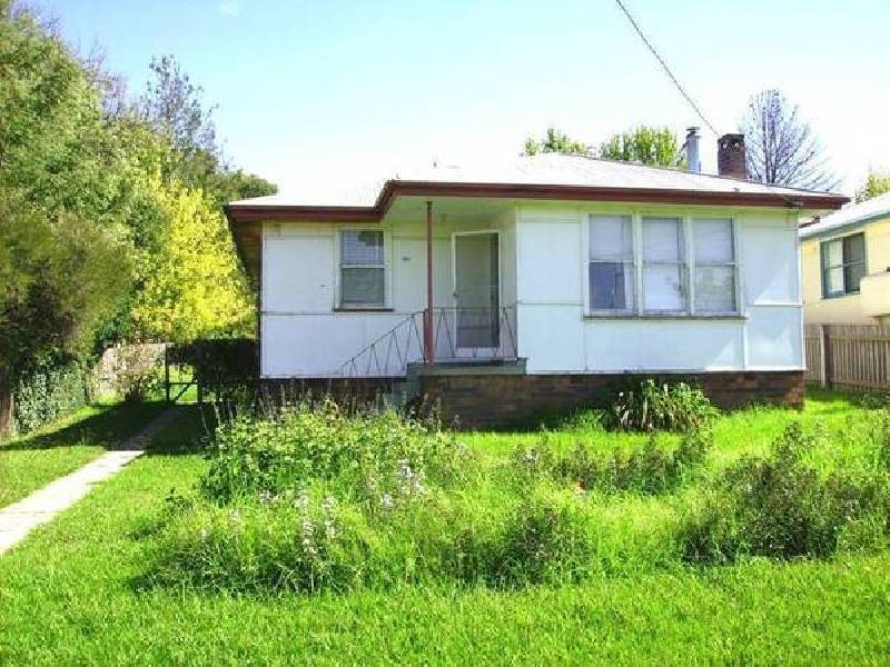 16A DOUGLAS STREET, Armidale NSW 2350