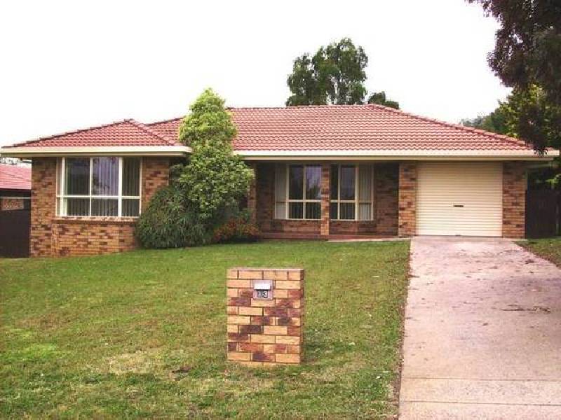 13 THE BOULEVARDE, Armidale NSW 2350