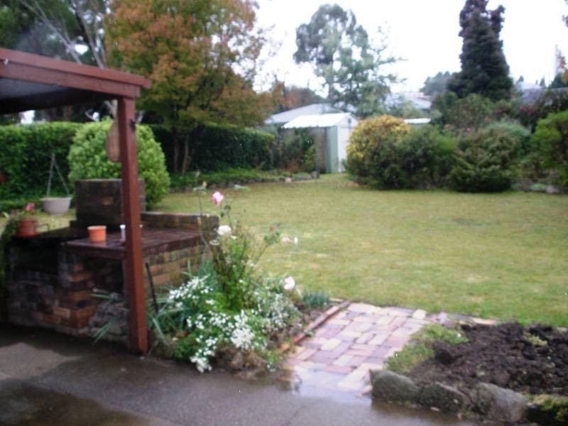 11 DOROTHY AVENUE, Armidale NSW 2350