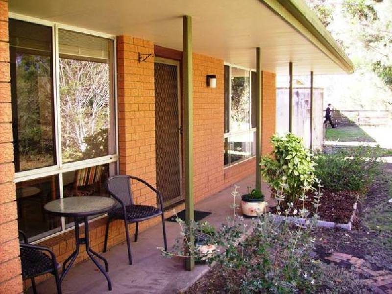 21 WALLINGA ROAD, Armidale NSW 2350