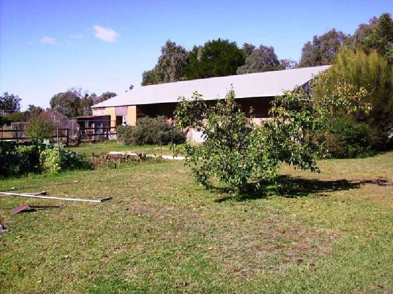 21 WALLINGA ROAD, Armidale NSW 2350