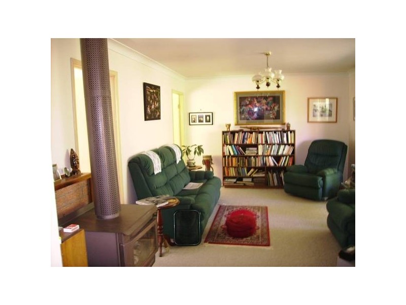 21 WALLINGA ROAD, Armidale NSW 2350