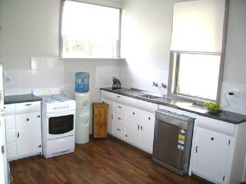 100 GOLGOTHA STREET, Armidale NSW 2350