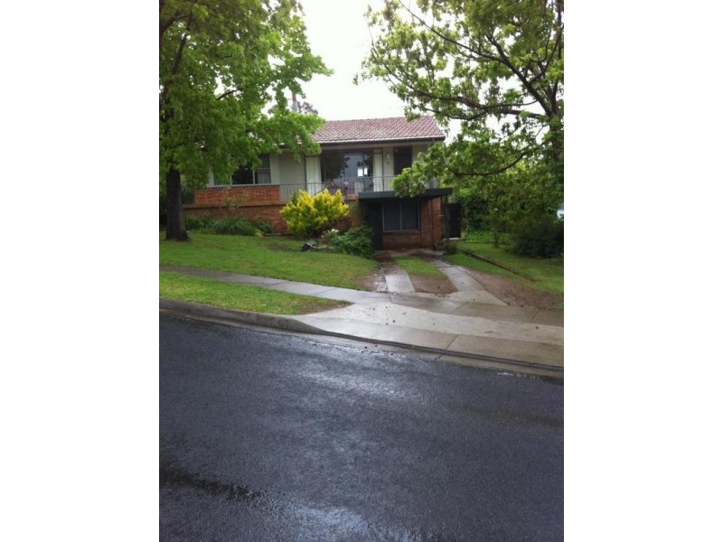 29 Richardson Avenue, Armidale NSW 2350