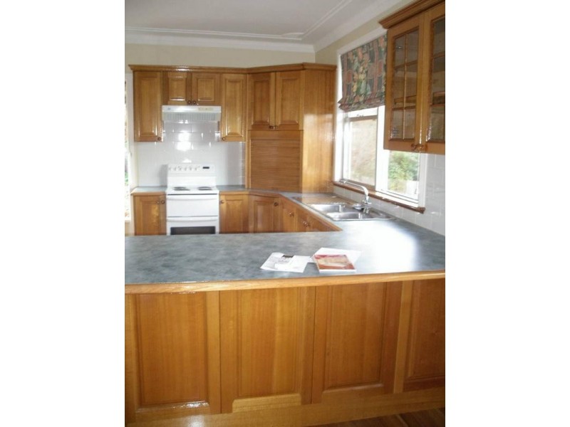 29 Richardson Avenue, Armidale NSW 2350