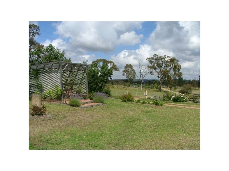 Castledoyle Road, Armidale NSW 2350