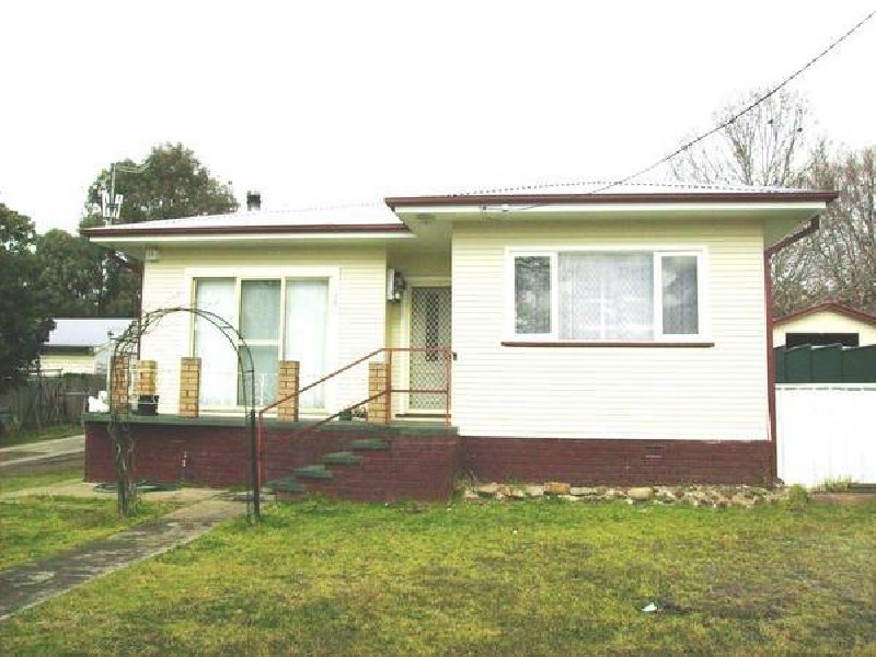 Mossman Street, Armidale NSW 2350