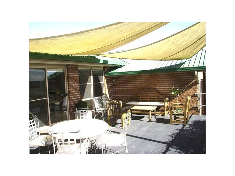 5 Gf Nott Place, Armidale NSW 2350