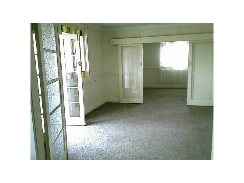 ENMORE ROAD, Armidale NSW 2350