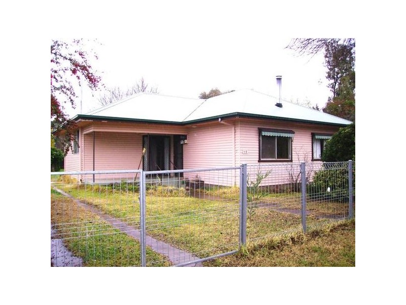 75 Ohio Street, Armidale NSW 2350