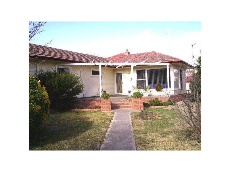 138A Barney Street, Armidale NSW 2350