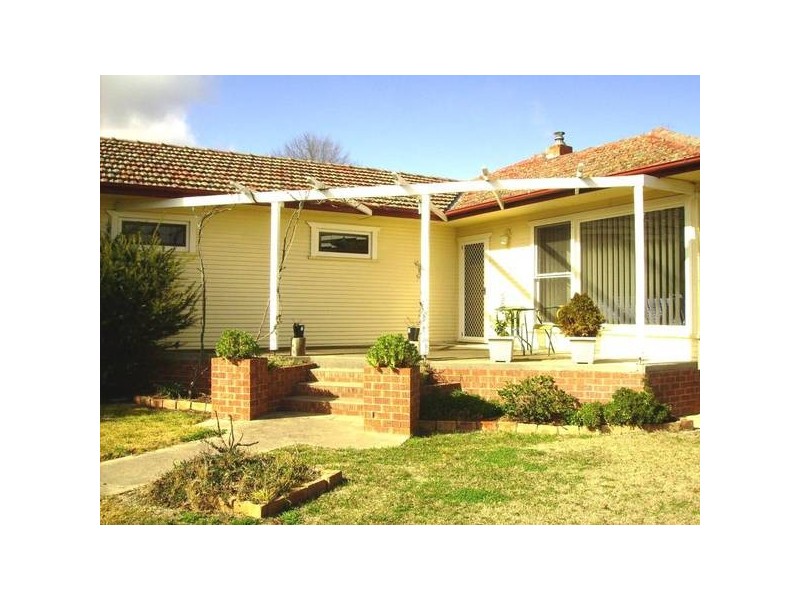138A Barney Street, Armidale NSW 2350